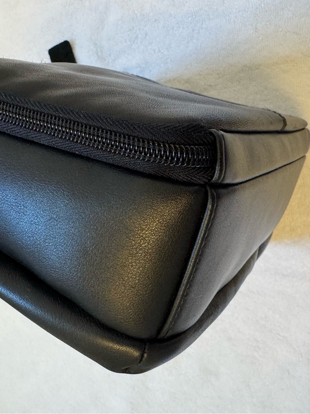 NEW Genuine Leather Crossbody Shoulder Bag - New w/Out tags - Black - Picture 5 of 11